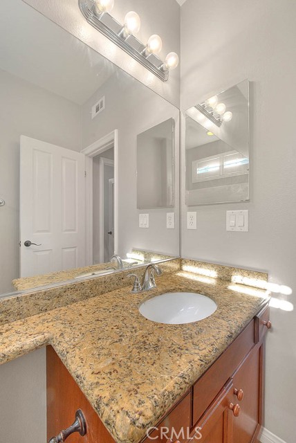 Detail Gallery Image 14 of 75 For 27368 Pumpkin St, Murrieta,  CA 92562 - 5 Beds | 3 Baths