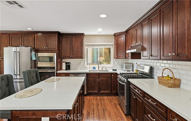 3751 Prestwick Drive, Los Angeles CA: https://media.crmls.org/medias/77fd1227-acd5-48c6-b848-38ab6d0aaa76.jpg