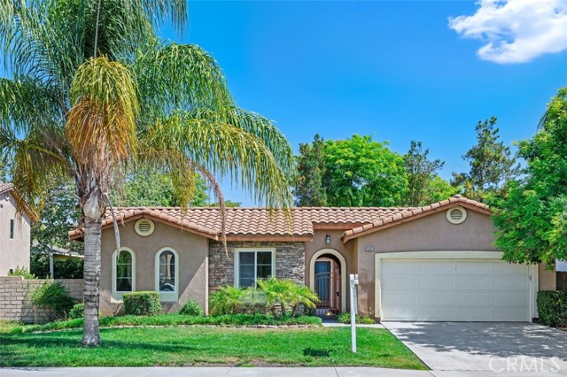 35051 Via Santa Catalina, Winchester CA: https://media.crmls.org/medias/77fdc166-4e2c-478b-8d17-bf774ebc9c1c.jpg