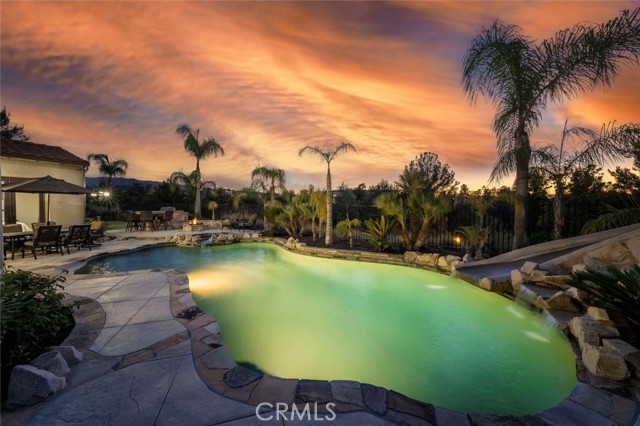 24816 Los Altos Drive, Valencia CA: https://media.crmls.org/medias/77ff5dad-d637-4f98-9e91-037758cad300.jpg
