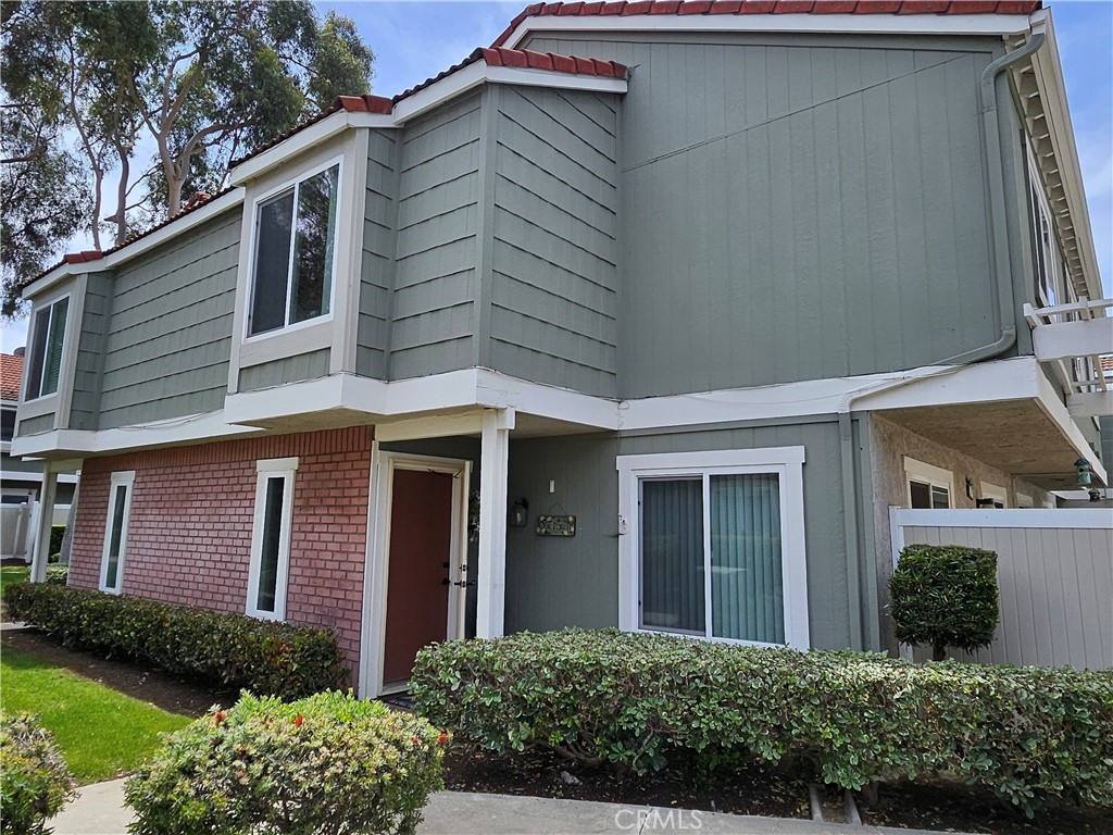 1060 Golden Springs Drive #B