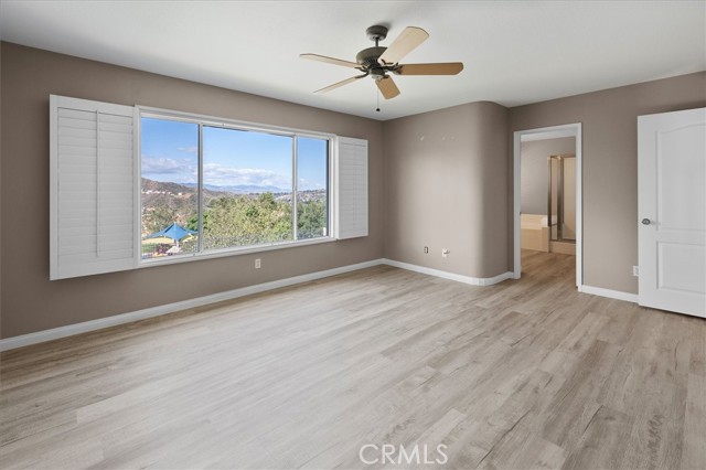 20104 Gina Court, Saugus CA: https://media.crmls.org/medias/77ff9ded-a117-47cc-ae4f-594b782f35be.jpg