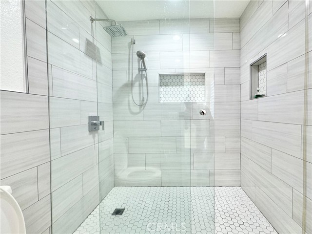 Detail Gallery Image 15 of 24 For 13415 Wandering Ridge Way, Chino Hills,  CA 91709 - 3 Beds | 2 Baths