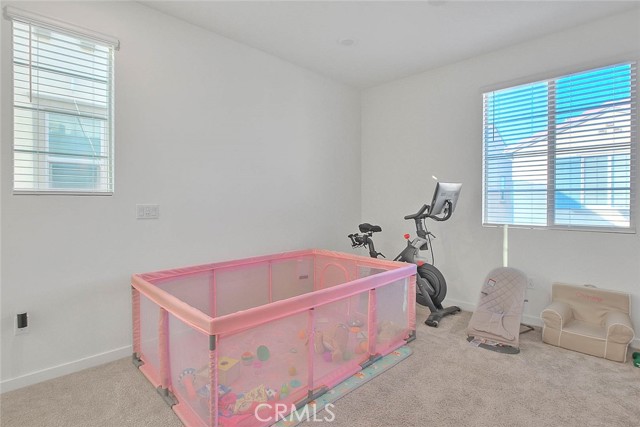 831 Wintergreen Way, Upland CA: https://media.crmls.org/medias/78001794-676b-4669-b4b9-63db75ff51b7.jpg