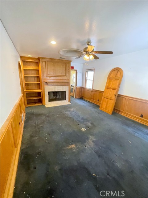 615 W 9th Street, San Pedro (los Angeles), California 90731, ,Commercial Lease,For Rent,615 W 9th Street,CRSB25066834