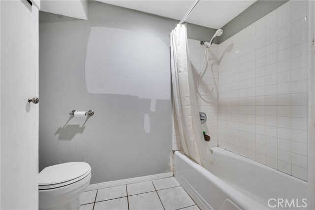 Detail Gallery Image 19 of 26 For 22231 Del Valle St, Woodland Hills,  CA 91364 - 3 Beds | 2/1 Baths
