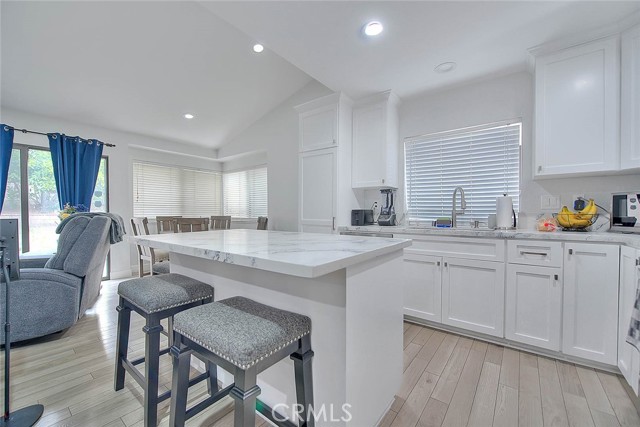 Detail Gallery Image 14 of 26 For 959 Kenwood St, Upland,  CA 91784 - – Beds | – Baths