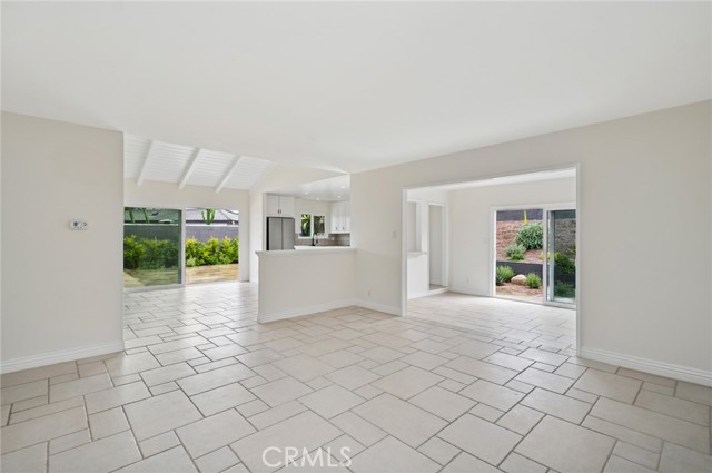33182 Blue Fin Drive, Dana Point CA: https://media.crmls.org/medias/7803749f-0403-4106-afe0-9e7b6214a74c.jpg