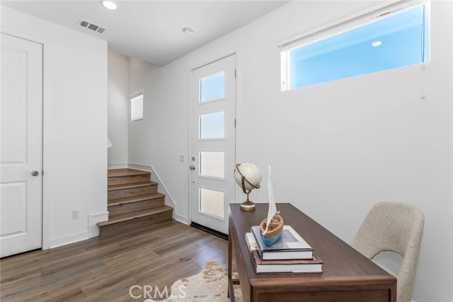Detail Gallery Image 14 of 75 For 27554 Sparrow Ct, Valencia,  CA 91381 - 3 Beds | 2/1 Baths