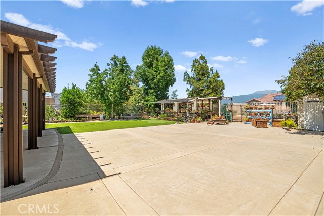 Detail Gallery Image 28 of 39 For 6742 N Chason Way, San Bernardino,  CA 92407 - 5 Beds | 3 Baths