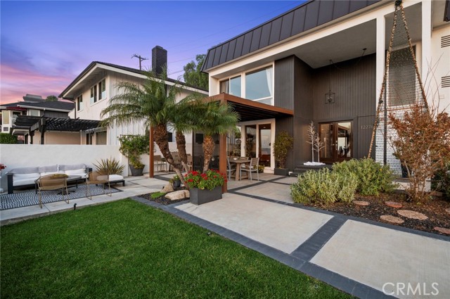 12276 Circula Panorama, North Tustin CA: https://media.crmls.org/medias/7805d76d-9083-47c5-9715-2207246ef603.jpg