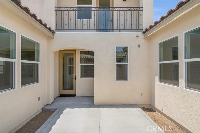 Detail Gallery Image 3 of 37 For 56653 Desert Vista Circle, Yucca Valley,  CA 92284 - 3 Beds | 3/1 Baths