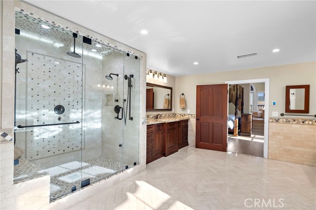 Image 29 of 56 For 30882 Via Colinas