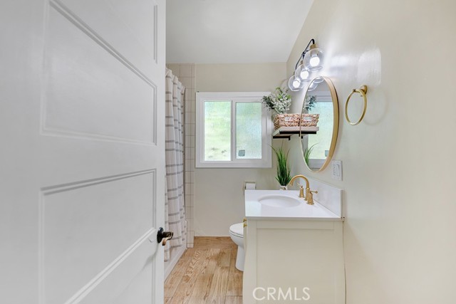 Detail Gallery Image 17 of 36 For 10923 Haskell Ave, Granada Hills,  CA 91344 - 3 Beds | 2 Baths