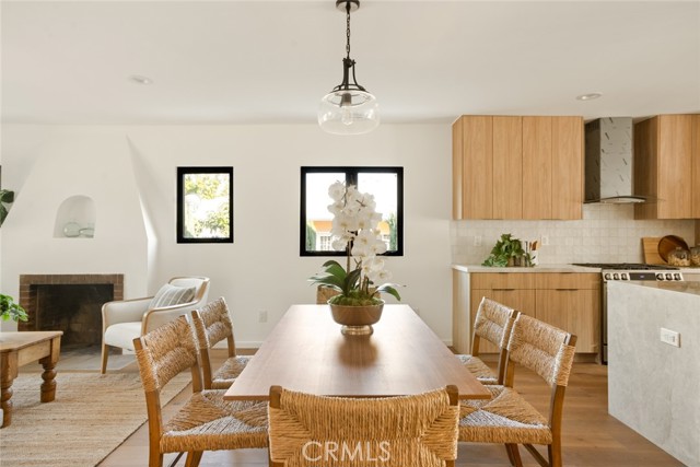 Detail Gallery Image 10 of 37 For 6652 Hough St, Los Angeles,  CA 90042 - 3 Beds | 3 Baths