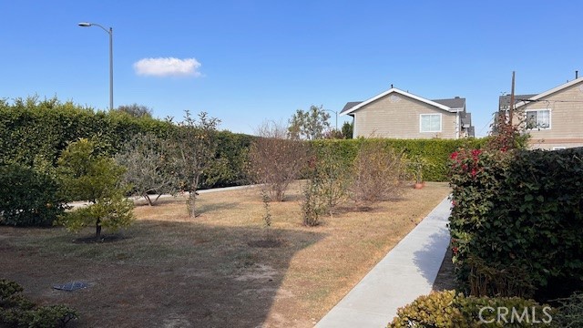 Detail Gallery Image 15 of 16 For 1665 W 221st St, Torrance,  CA 90501 - 4 Beds | 3/1 Baths