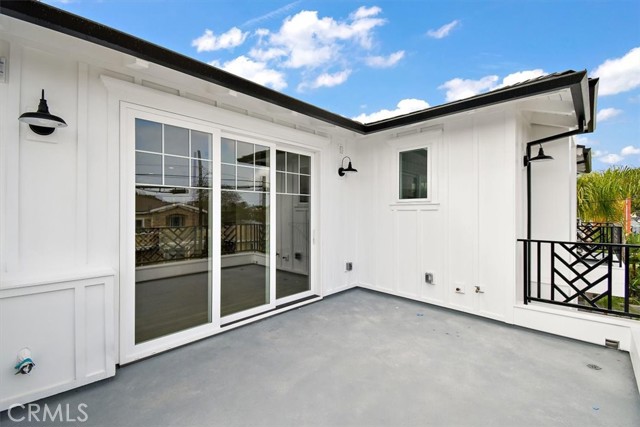 2406 Mathews Avenue, Redondo Beach, California 90278, 4 Bedrooms Bedrooms, ,3 BathroomsBathrooms,Residential,Sold,Mathews,SB21216620