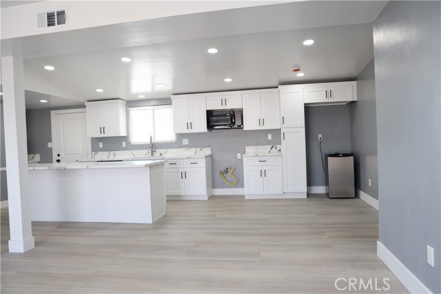 Detail Gallery Image 2 of 6 For 73408 Yucca, Twentynine Palms,  CA 92277 - 4 Beds | 2/1 Baths