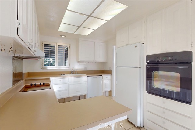 677 Via Alhambra, Laguna Woods CA: https://media.crmls.org/medias/780824b6-ffc1-4ff5-8a58-ff5487923f45.jpg
