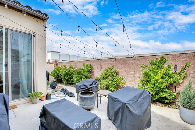 15730 Moonflower Avenue, Chino CA: https://media.crmls.org/medias/780896b5-8b03-48b7-96c8-e5a39f16c644.jpg