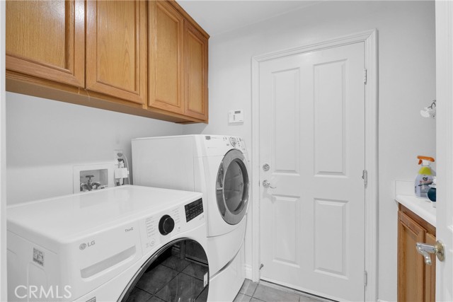 Detail Gallery Image 25 of 62 For 515 Chippendale Ave, Simi Valley,  CA 93065 - 5 Beds | 4 Baths