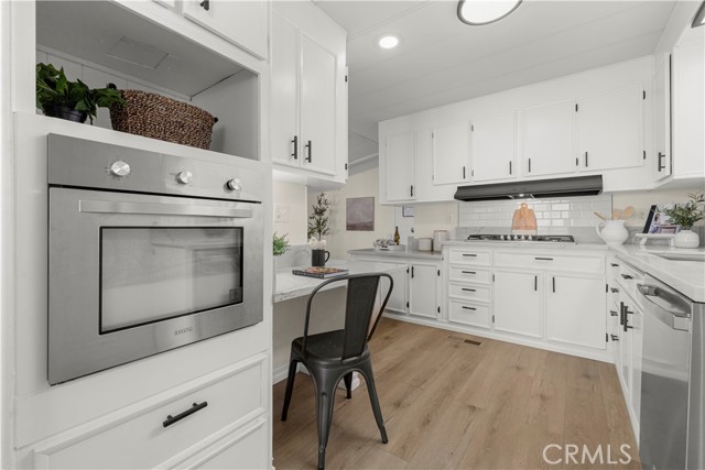 Detail Gallery Image 11 of 33 For 307 S Smith Ave #5,  Corona,  CA 92882 - 2 Beds | 2 Baths