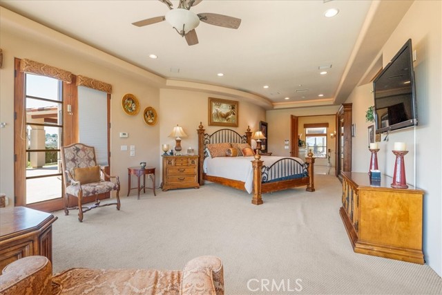 1917 Santa Margarita Drive, Fallbrook CA: https://media.crmls.org/medias/780af463-11bb-467d-8172-71df76dbff49.jpg
