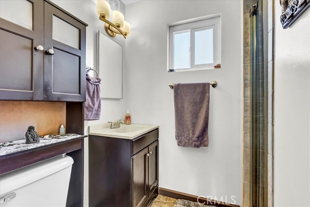 4825 Putter Lane, Bakersfield CA: https://media.crmls.org/medias/780c21c6-743b-4116-aff2-38be445e8a1d.jpg