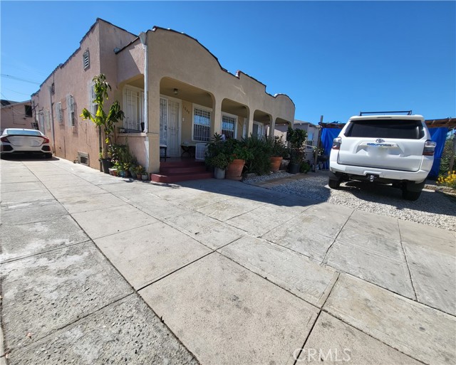 1048 W 62nd Street, Los Angeles, CA, 90044 1048 W 62nd Street, Los Angeles, CA, 90044