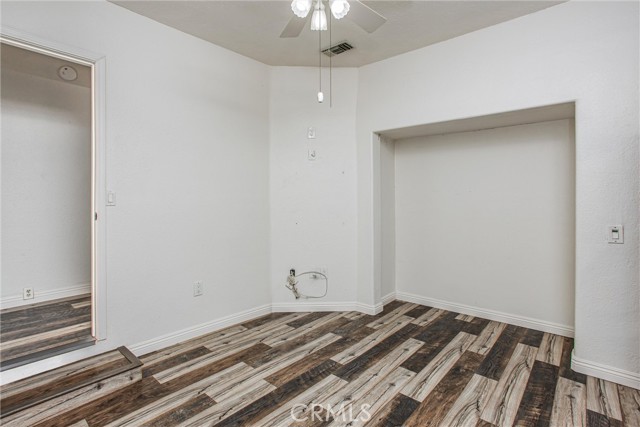 Detail Gallery Image 33 of 54 For 240 E 52nd St, San Bernardino,  CA 92404 - 4 Beds | 2/1 Baths