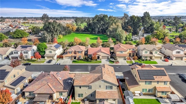 Detail Gallery Image 8 of 49 For 1776 Whiteash, Clovis,  CA 93619 - 4 Beds | 4 Baths