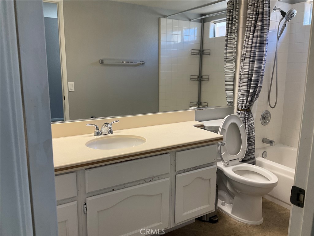 MLS #OC25275886 image #10