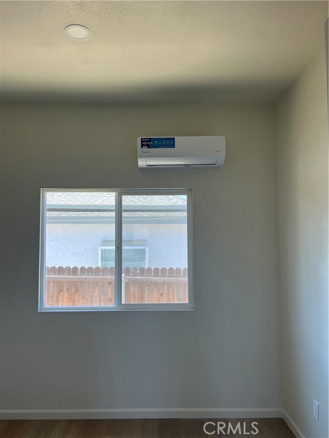 1231 Webster Street, Redlands CA: https://media.crmls.org/medias/780e3c26-c15b-4302-a953-64aba5af77e6.jpg