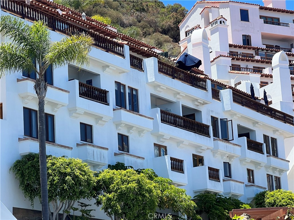 https://media.crmls.org/medias/780fb587-2263-4910-bdff-f48f4d3d96fd.jpg?preset=X-Large
