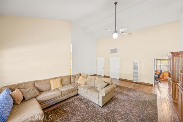 Detail Gallery Image 12 of 65 For 11551 Lonesome Valley, Leona Valley,  CA 93551 - 3 Beds | 2 Baths