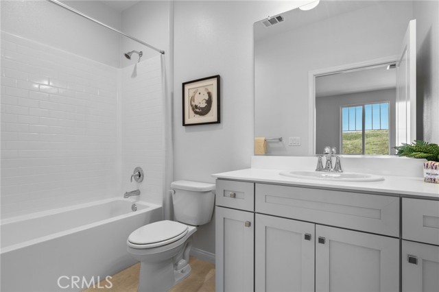 Image 41 of 74 For 5808 Levanto Street