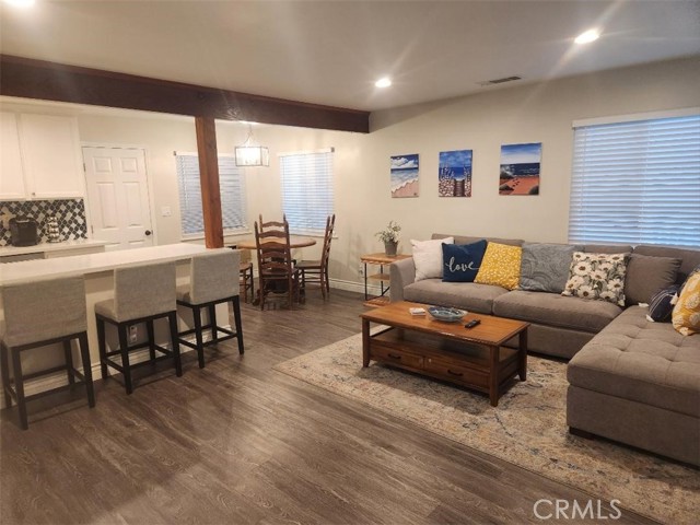 Detail Gallery Image 2 of 12 For 12028 Brookshire, Downey,  CA 90242 - 2 Beds | 2 Baths