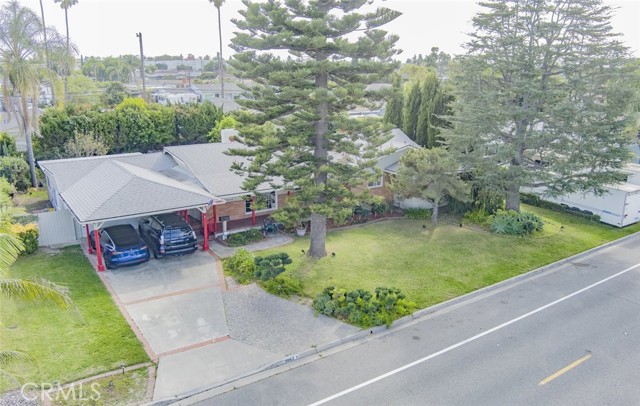 Detail Gallery Image 2 of 32 For 9862 Royal Palm, Garden Grove,  CA 92841 - 3 Beds | 2 Baths