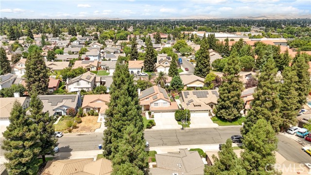 Detail Gallery Image 33 of 37 For 2290 Warwick Ave, Fresno,  CA 93720 - 4 Beds | 3 Baths