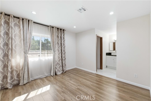 Detail Gallery Image 14 of 19 For 41201 Laidlaw Ln, Palmdale,  CA 93551 - 3 Beds | 2 Baths