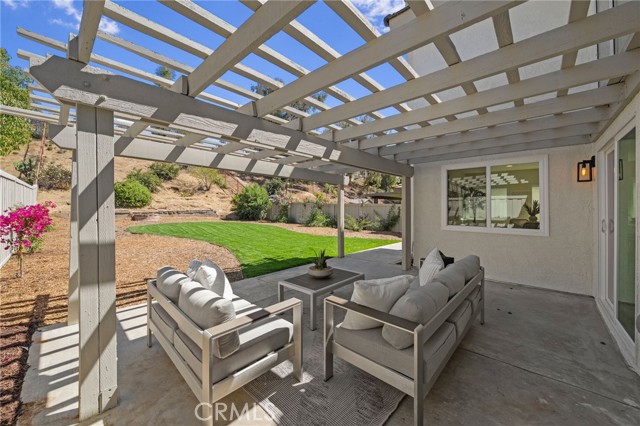 41442 Avenida De La Reina, Temecula CA: https://media.crmls.org/medias/78150910-55de-47a9-9ae4-62b8f22b1f93.jpg