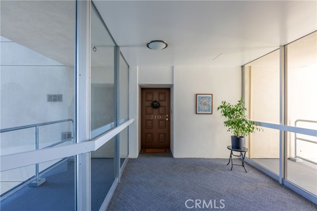 2999 E Ocean Blvd, Long Beach CA: https://media.crmls.org/medias/78153866-601c-4af7-a447-9676f10ac1f1.jpg