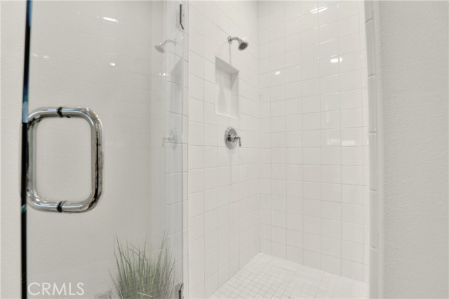 109 Ritual, Irvine CA: https://media.crmls.org/medias/7815836f-2401-4952-aebf-4f662513c849.jpg