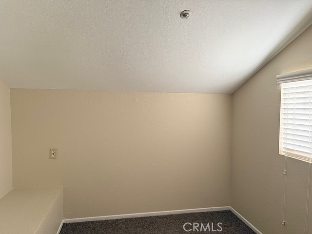 https://media.crmls.org/medias/7815a230-cf9a-4593-bcb4-66bb50b2cad9.jpg?preset=X-Large