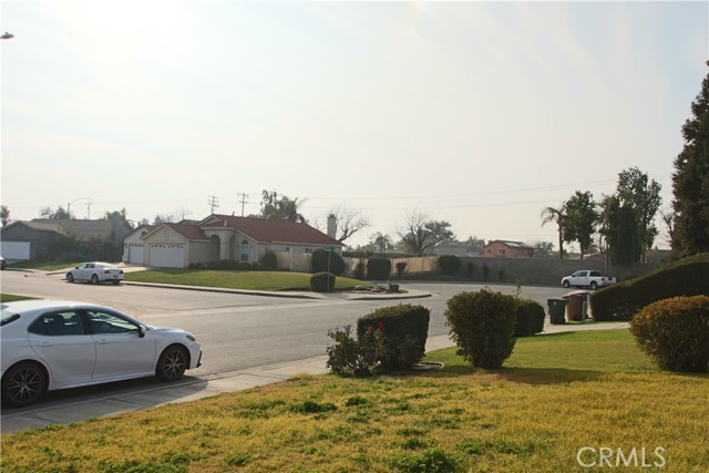 Detail Gallery Image 19 of 25 For 6318 Cupertino Ct, Bakersfield,  CA 93313 - 3 Beds | 2 Baths