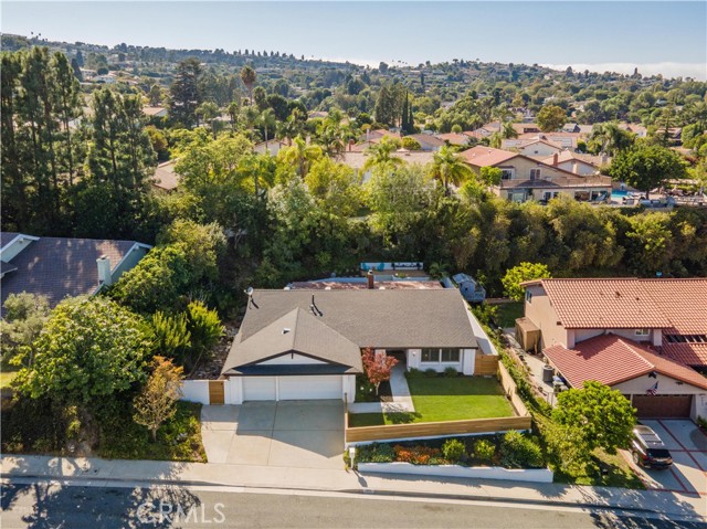 4031 Rousseau Lane, Palos Verdes Peninsula, California 90274, 3 Bedrooms Bedrooms, ,2 BathroomsBathrooms,Residential,Sold,Rousseau,PV22183505