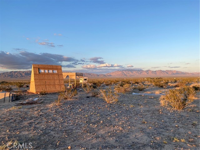 Detail Gallery Image 2 of 34 For 111 Ca-62, Twentynine Palms,  CA 92277 - – Beds | – Baths