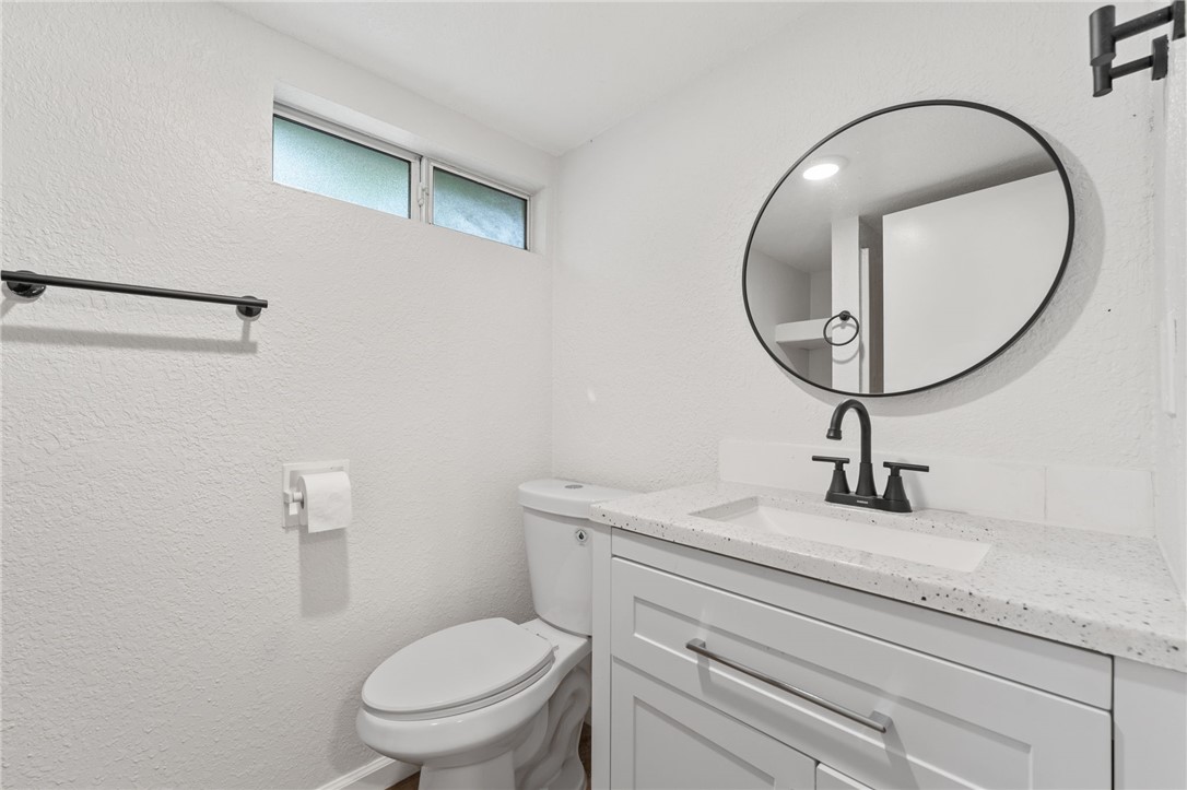 Detail Gallery Image 18 of 22 For 890 S State St, Hemet,  CA 92543 - 3 Beds | 2 Baths