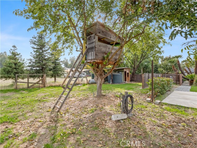 Detail Gallery Image 9 of 40 For 9226 N Fowler, Clovis,  CA 93619 - 4 Beds | 3/1 Baths