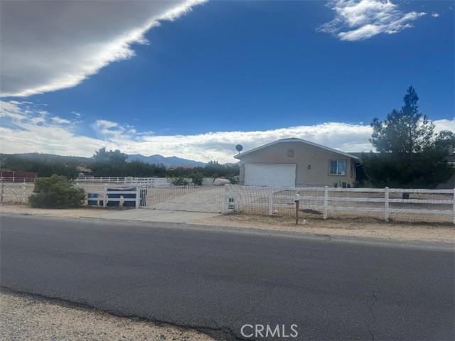 12810 East Avenue X photo 7